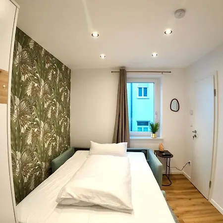 Unique Jungle Leaf 公寓 *