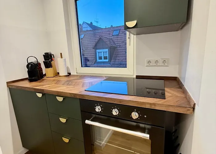 Unique Jungle Leaf 乌尔姆