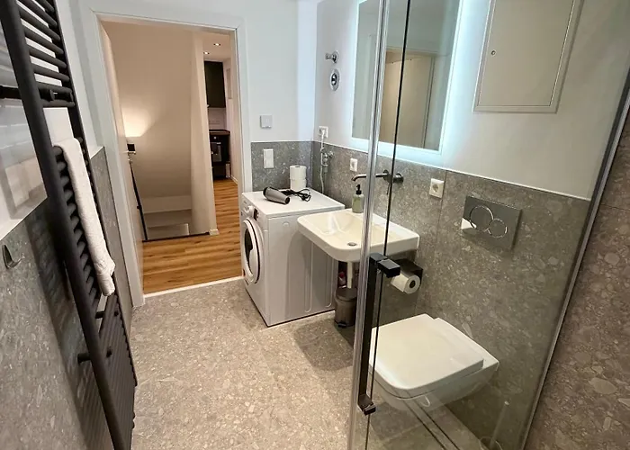 Unique Jungle Leaf 公寓 *