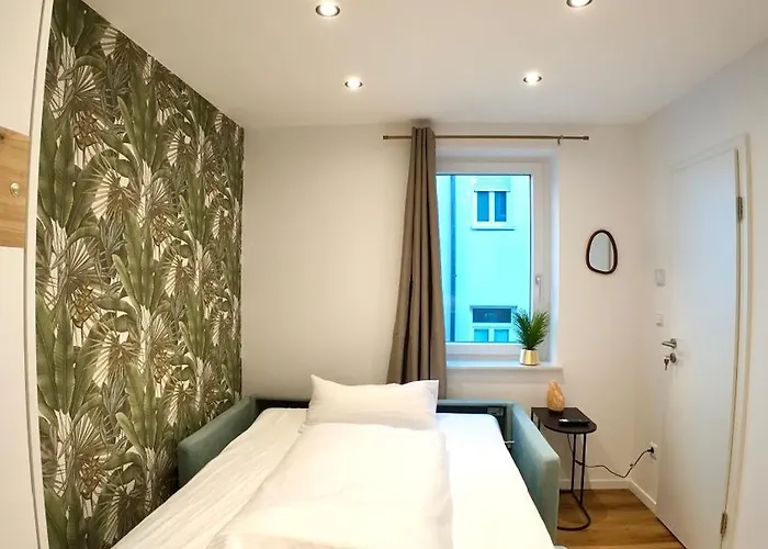 Unique Jungle Leaf 公寓 *